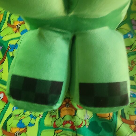 20” Minecraft Officially Licensed Creeper Plush - Picture 8 of 8